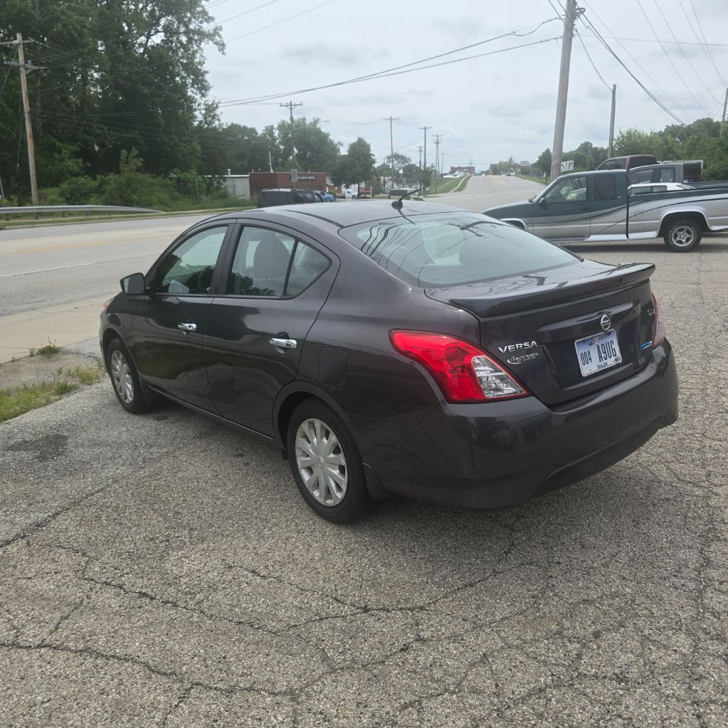 2015 Nissan Versa Sedan SV - Photo 7